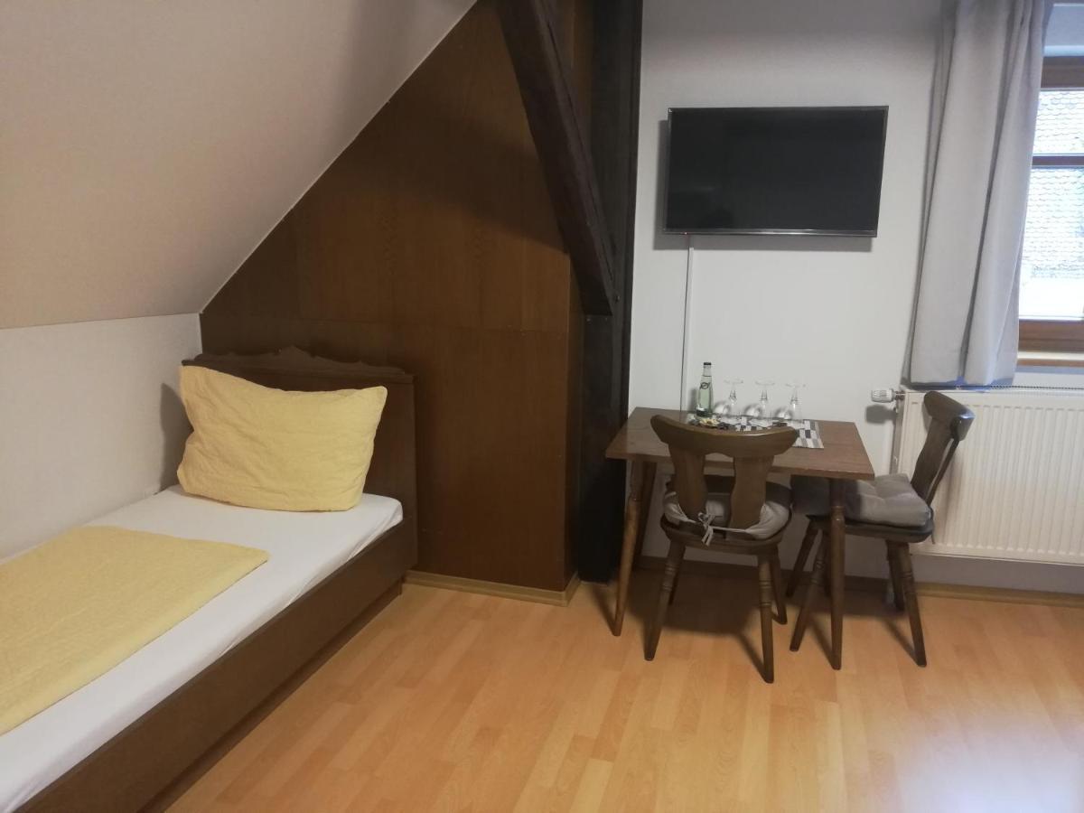 Hotel Gaststaette Liebl à Wiesent Extérieur photo